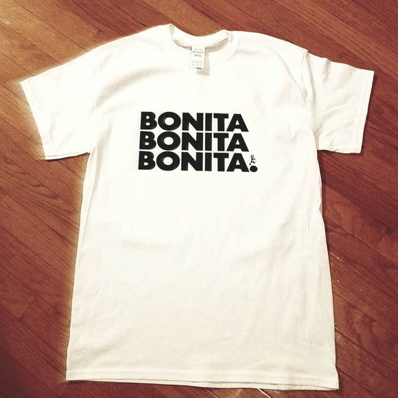 BONITA BONITA BONITA TEE!! - Picture 1 of 4